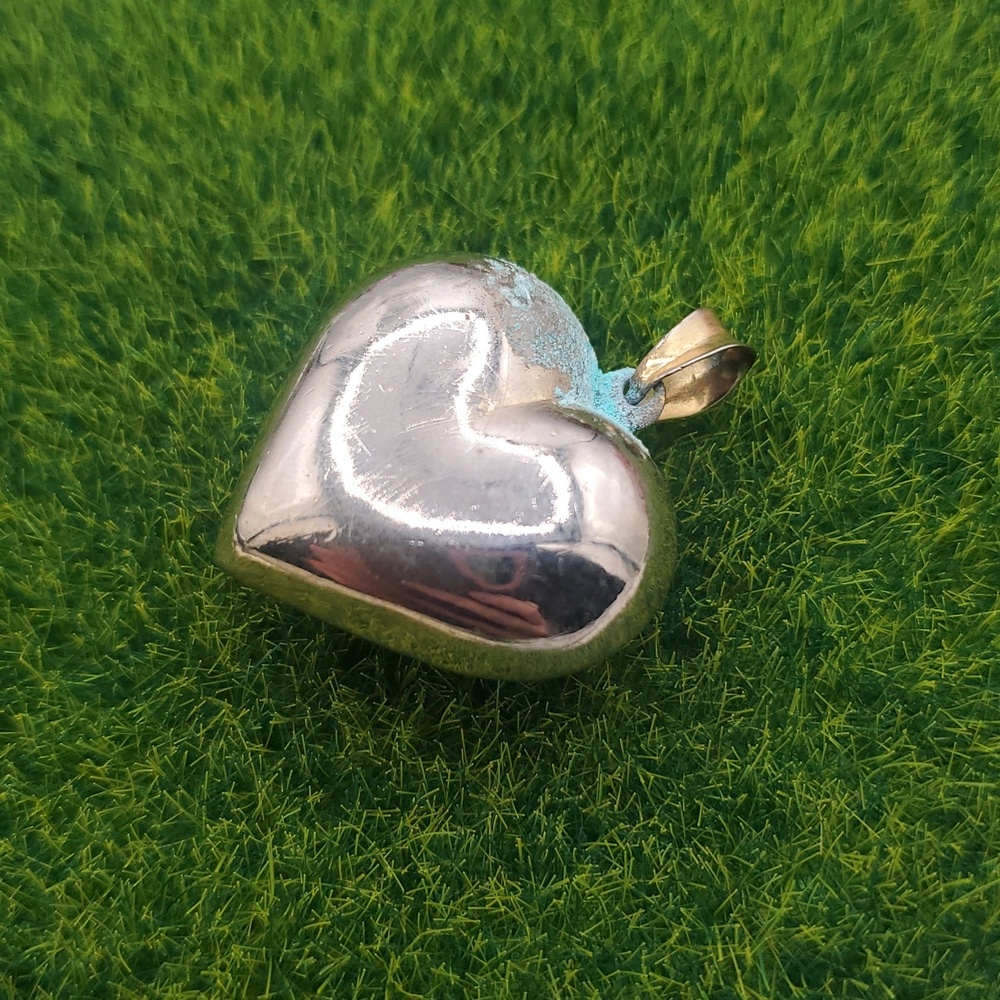 Silver Tone Heart Pendant P338
